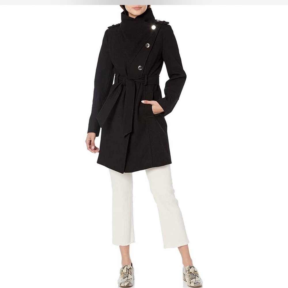 Stylish Black Double-Breasted Coat